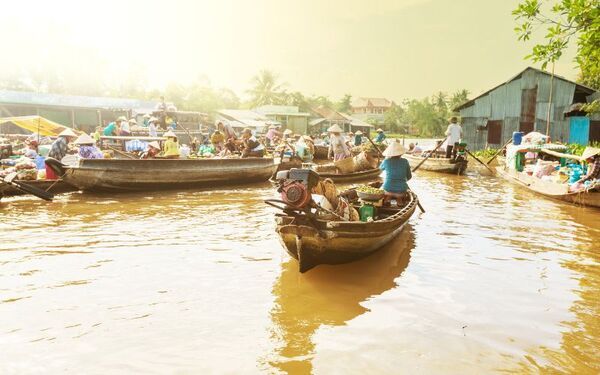 Chợ nổi miền Tây - Công Ty TNHH MTV Khám Phá Việt Nam